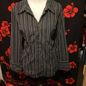 Women’s dress shirt